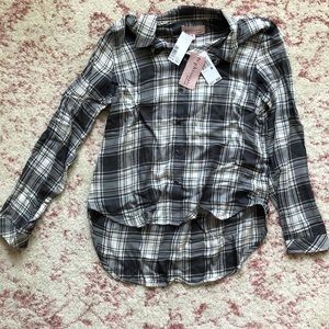 Philosophy gray and white plaid long sleeve shirt